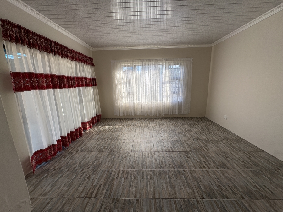 3 Bedroom Property for Sale in Cambridge Eastern Cape